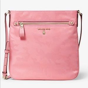Michael Kors Kelsey Large Camo Nylon Crossbody Bag.